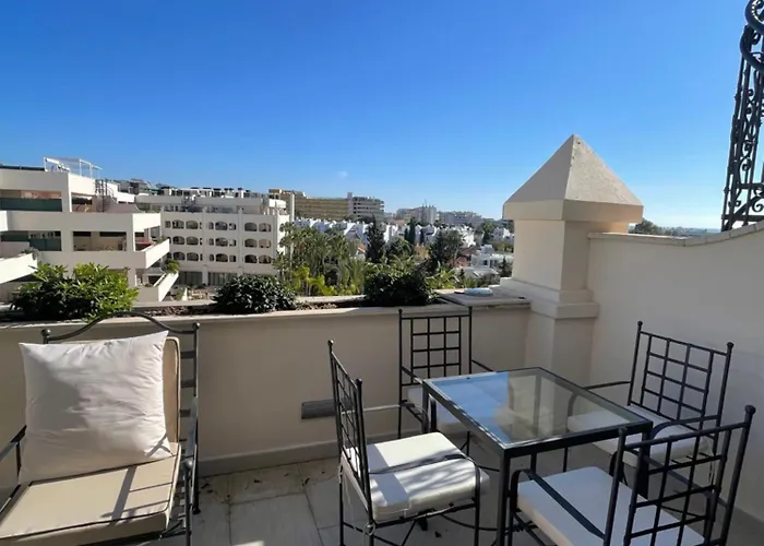 Guadalpin Penthouse